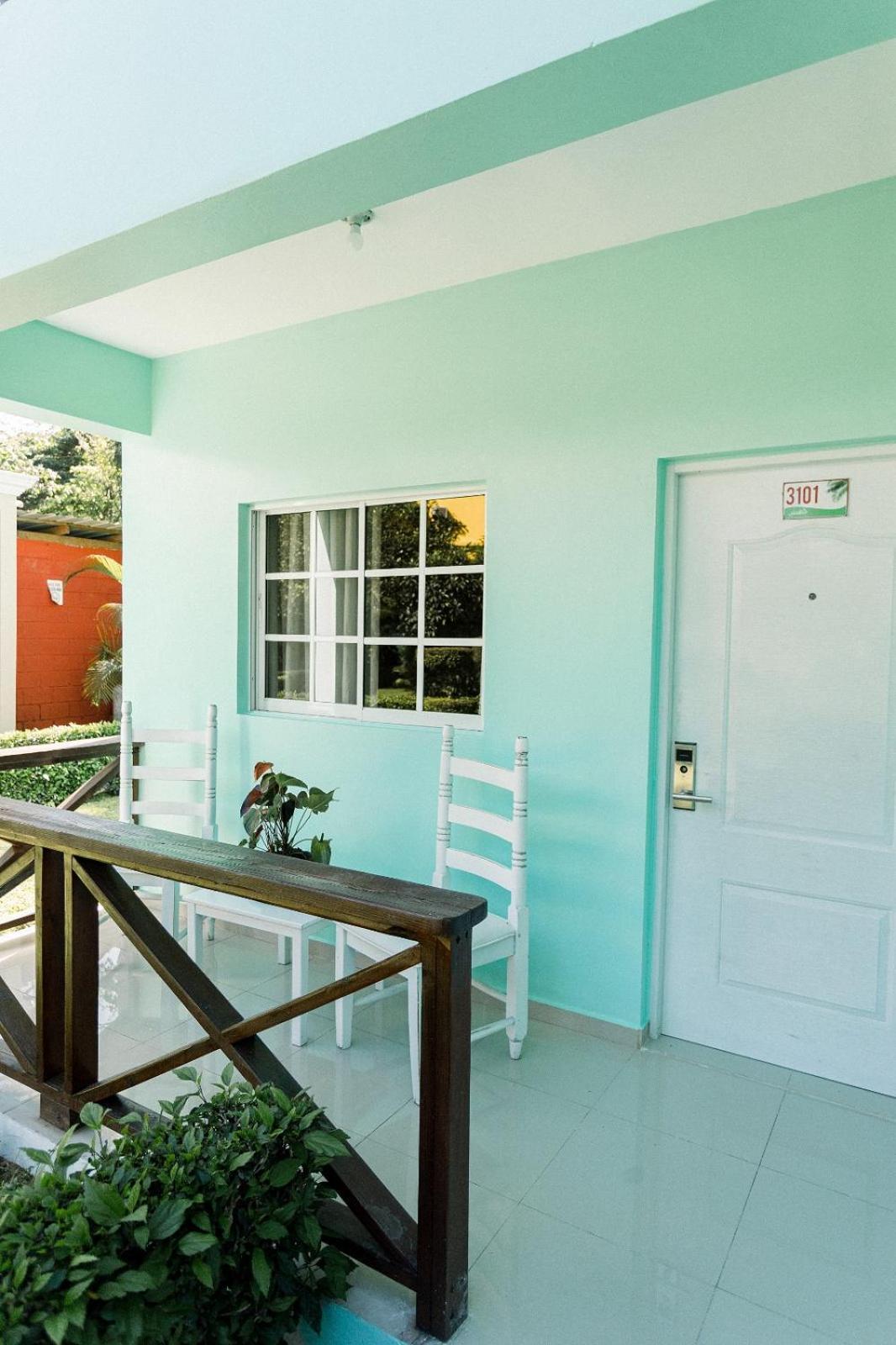 Guacamayos Hotel Bonao Exterior foto
